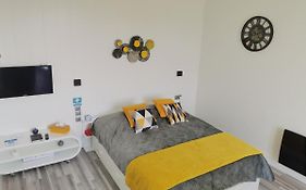 Vittel Loc'S - Le 214, Classe 3 Etoiles Osez L'Experience